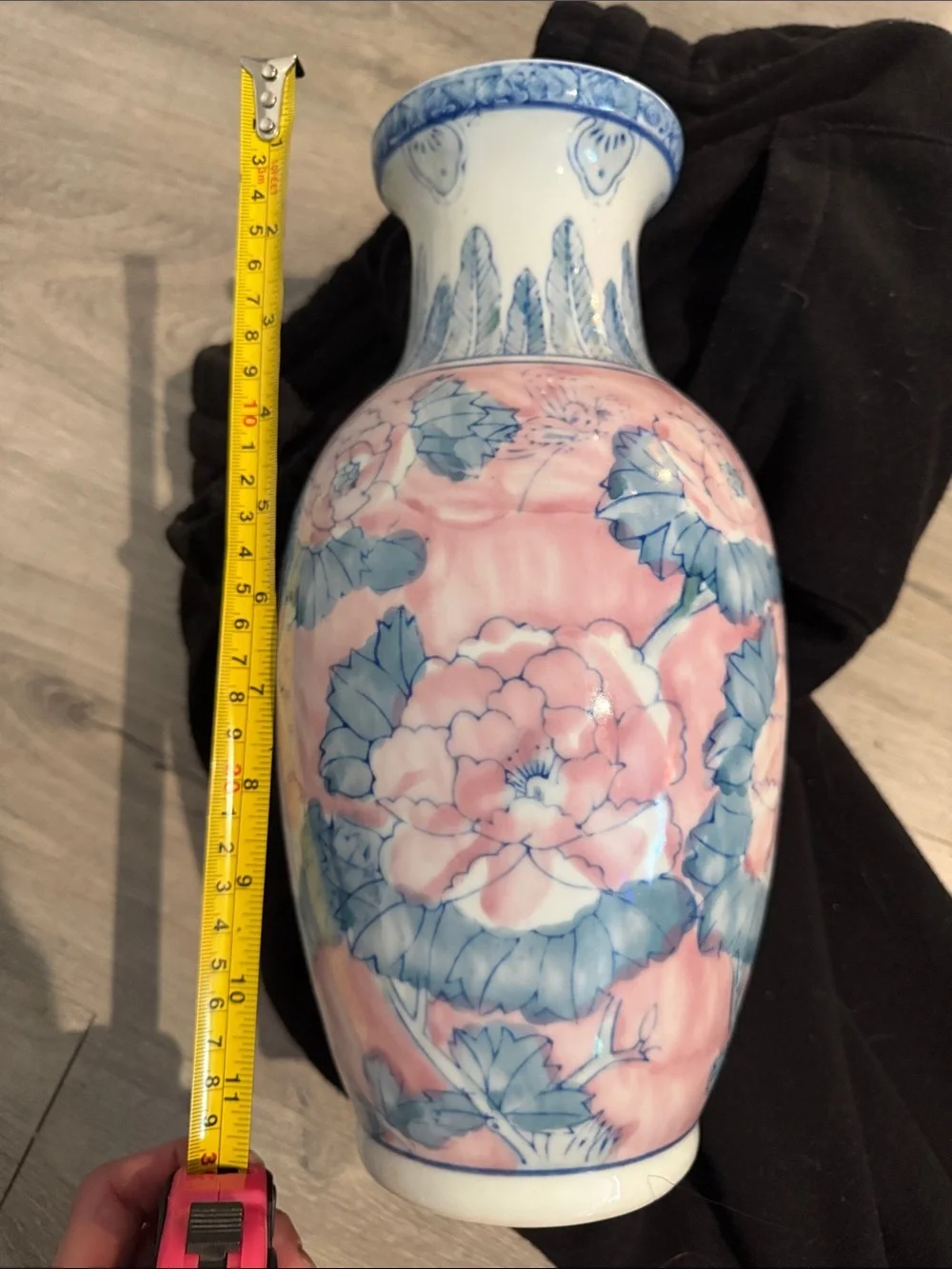 Vintage Chinoiserie Pink Peony Porcelain Vase | Blue & White Floral Butterfly  💕